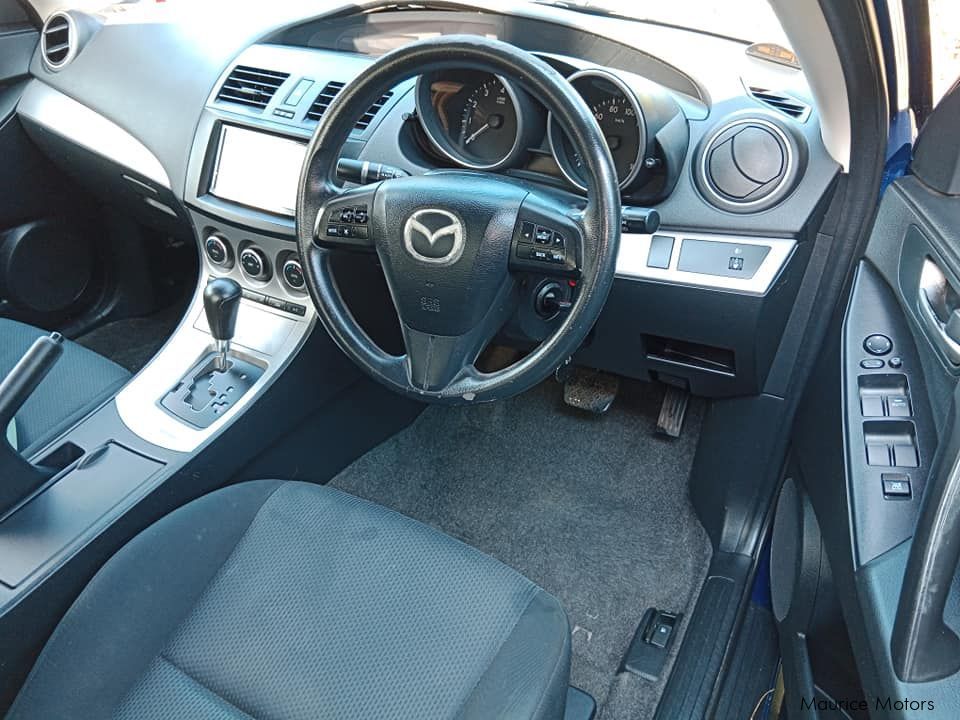 Mazda AXELA [AUTOMATIC] in Mauritius
